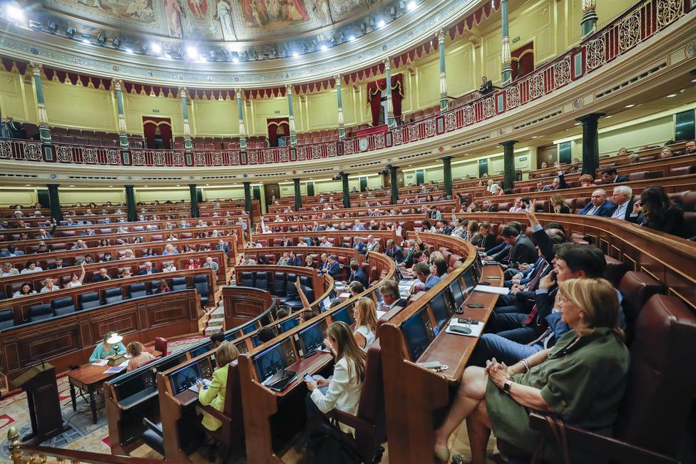 La Comisión Constitucional aprueba la Ley de Memoria Democrática, que ahora pasará al pleno del Congreso